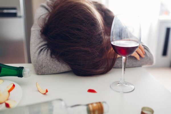 Lunatykowanie po alkoholu: Opinie lekarzy